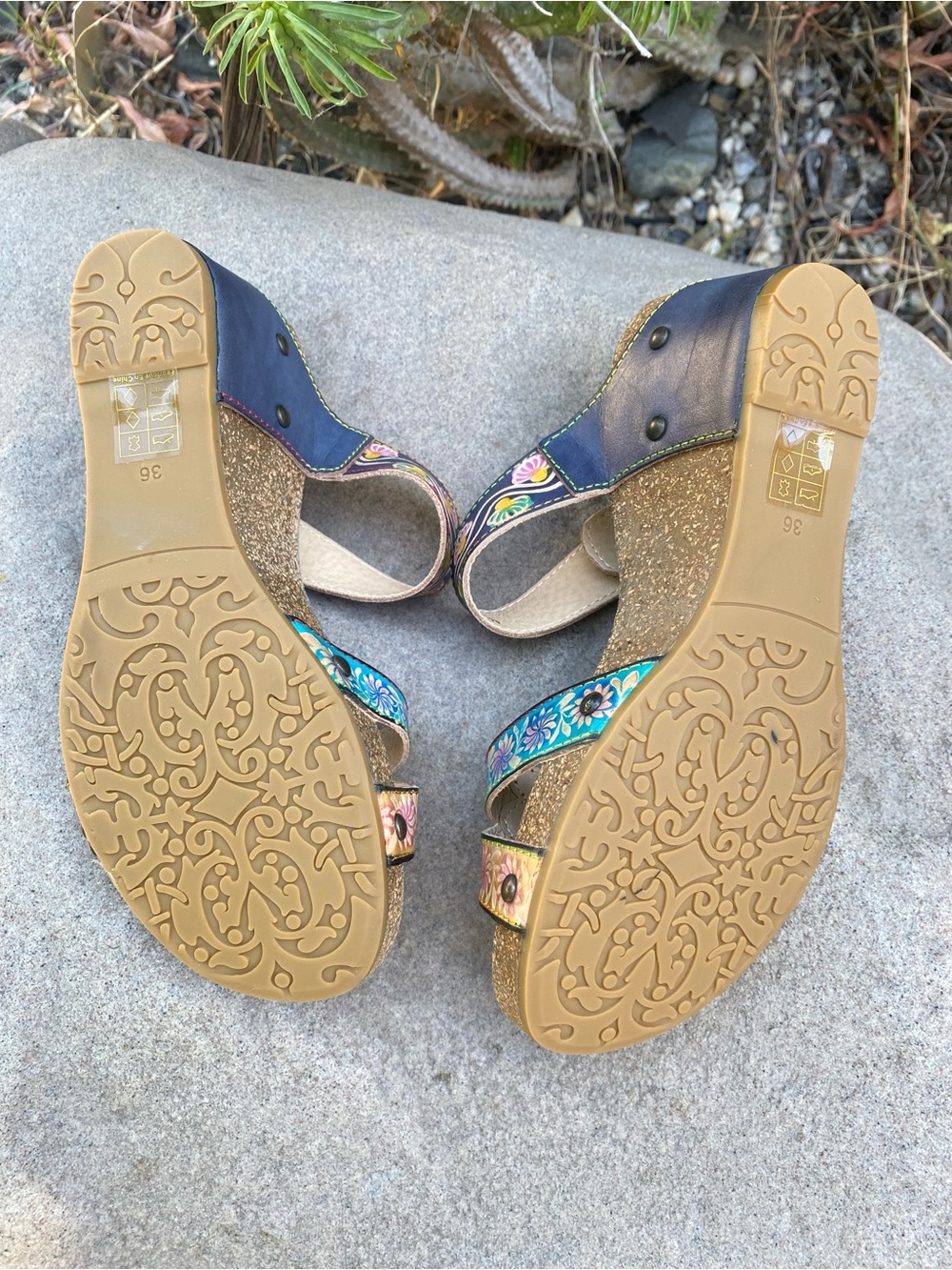 L'artiste Spring Step Floral Embellished Sandals - Picture 14 of 16
